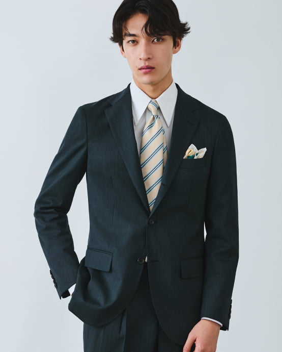 �`���I�Ȕ��������̂܂܂Ɂg�􂦂�h���K�I�[�_�[�X�[�c