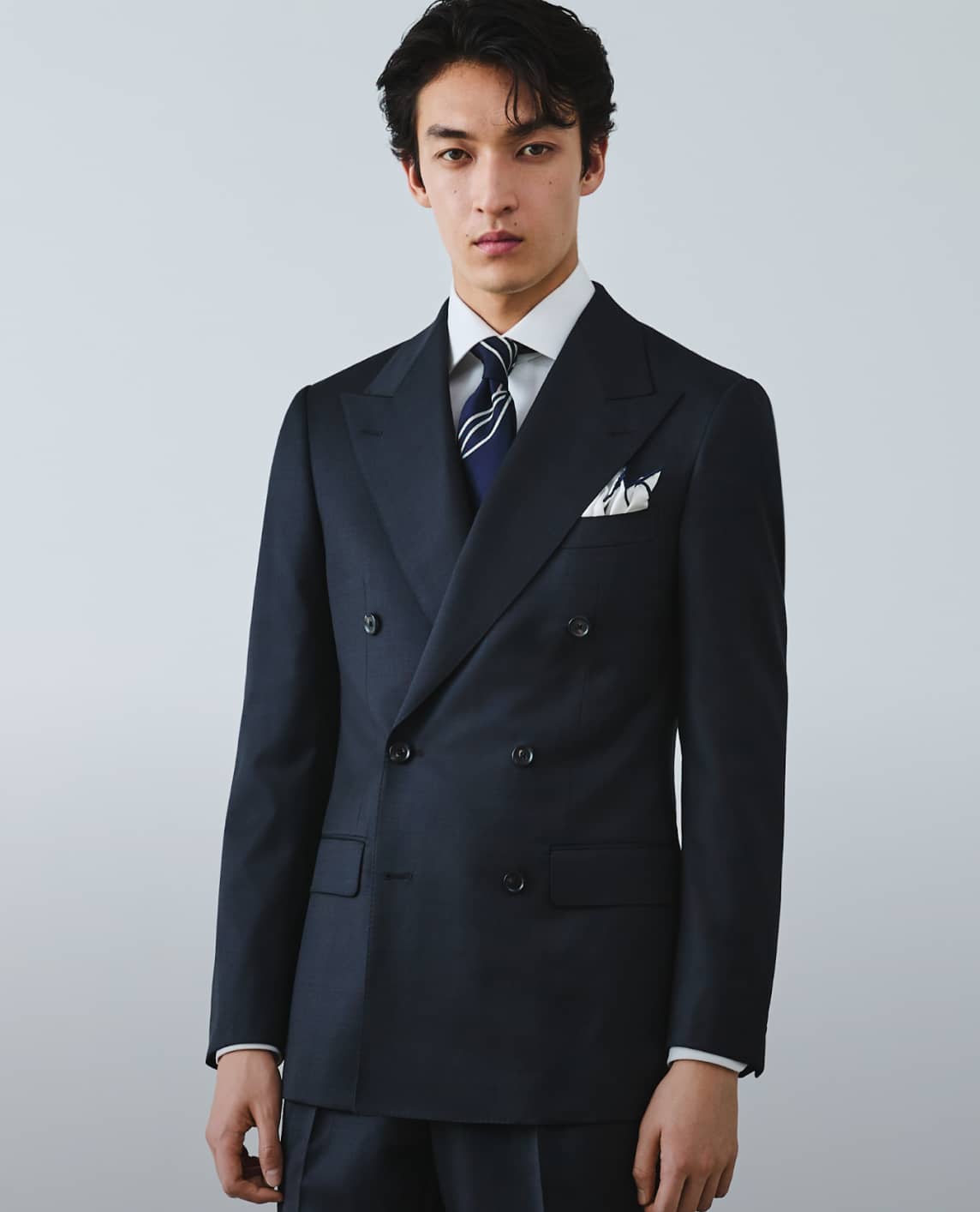 100�N�̗��j�Ə㎿�Ȏd���� �������ꂽ�I�[�_�[�X�[�c