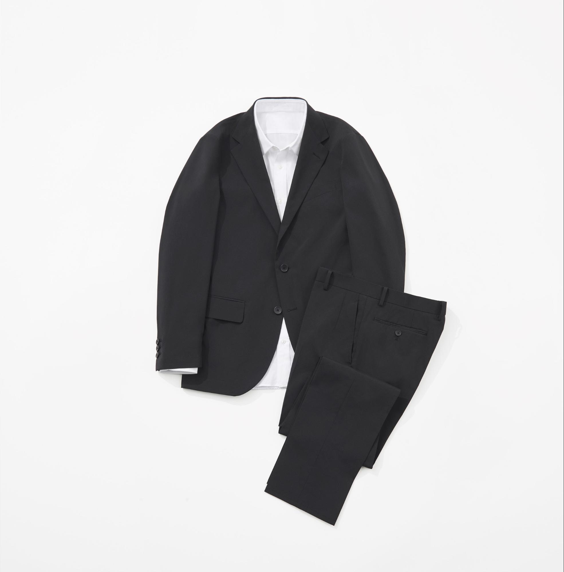 いいスタイル DKNY　スマートな黒スーツ ノーカラージャケット